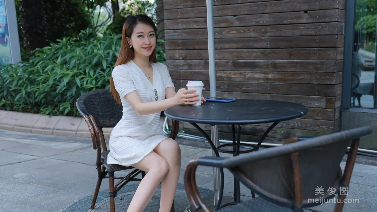 [IESS] Silk Enjoyer 814: Xiao Jie, Sheer Stockings and White Dress Pretty Lady photo 1
