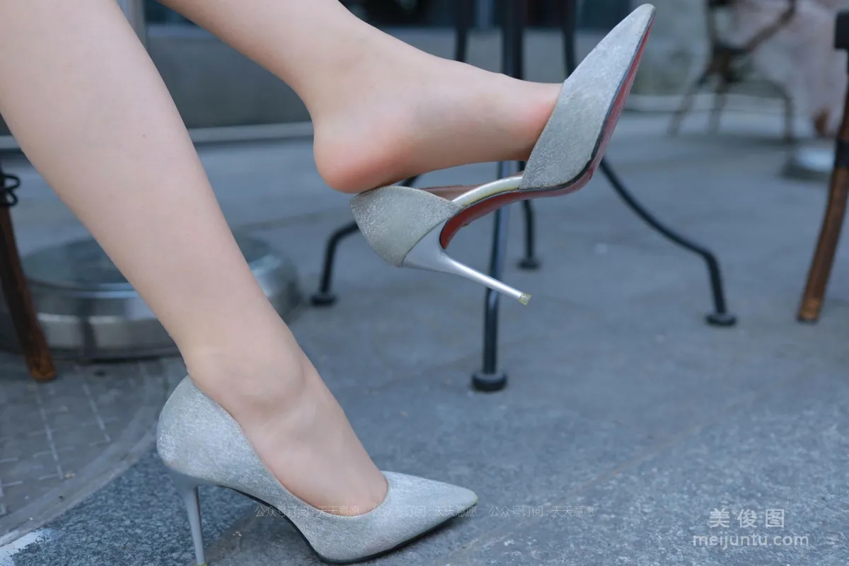 [IESS] Silk Enjoyer 814: Xiao Jie, Sheer Stockings and White Dress Pretty Lady photo 36