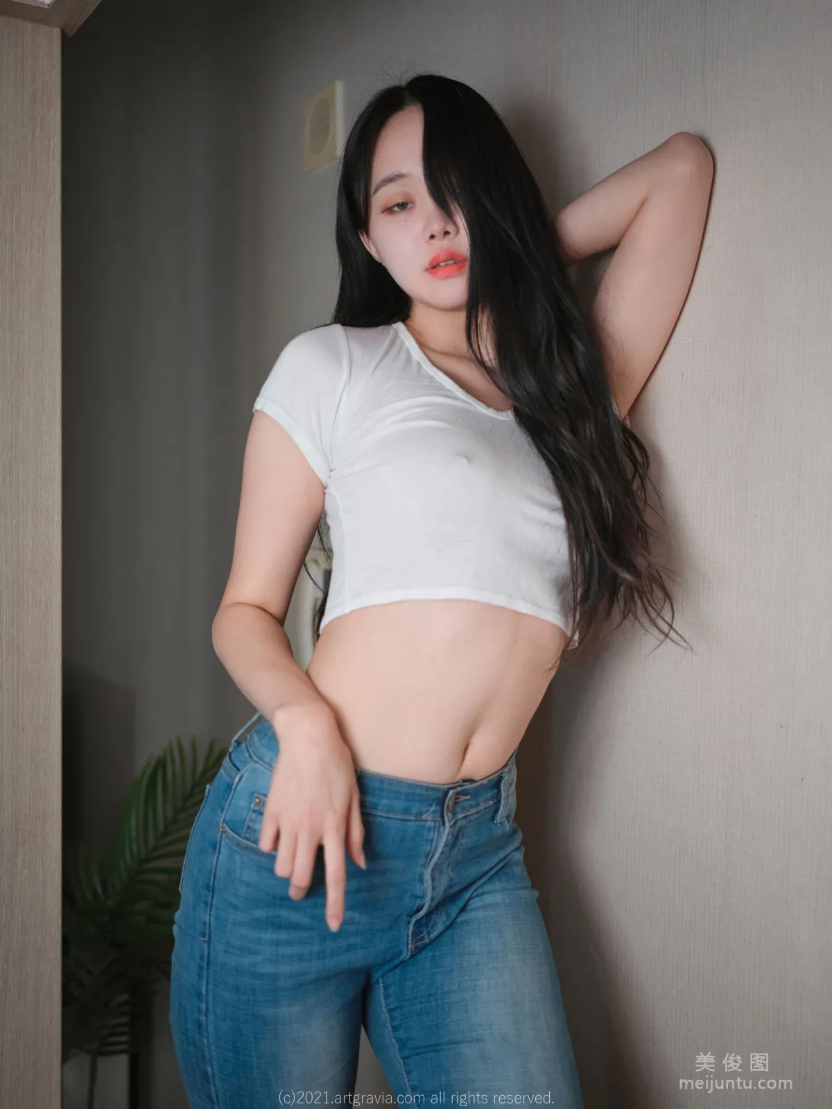 [ARTGRAVIA] VOL.244 Inah, Temptation of Tight Jeans photo 12