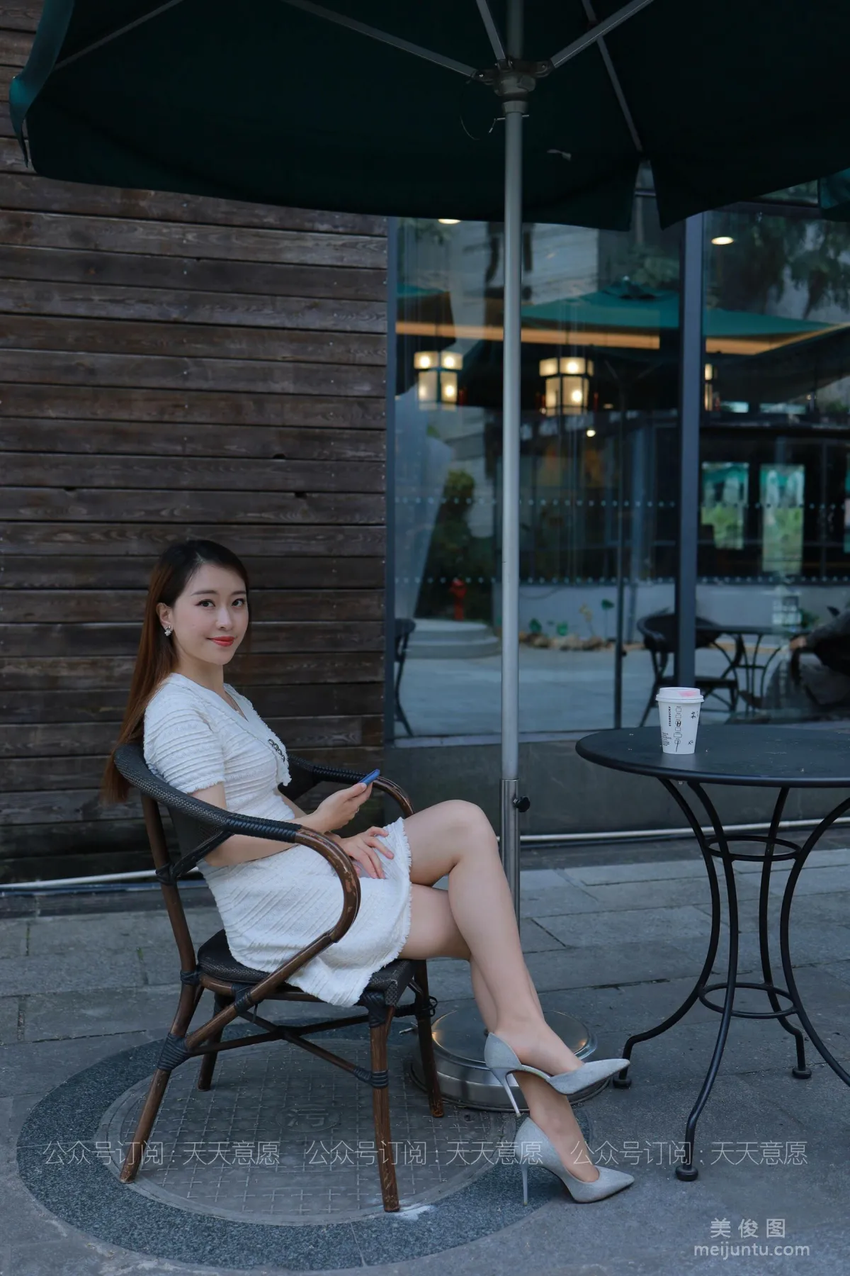[IESS] Silk Enjoyer 814: Xiao Jie, Sheer Stockings and White Dress Pretty Lady photo 45