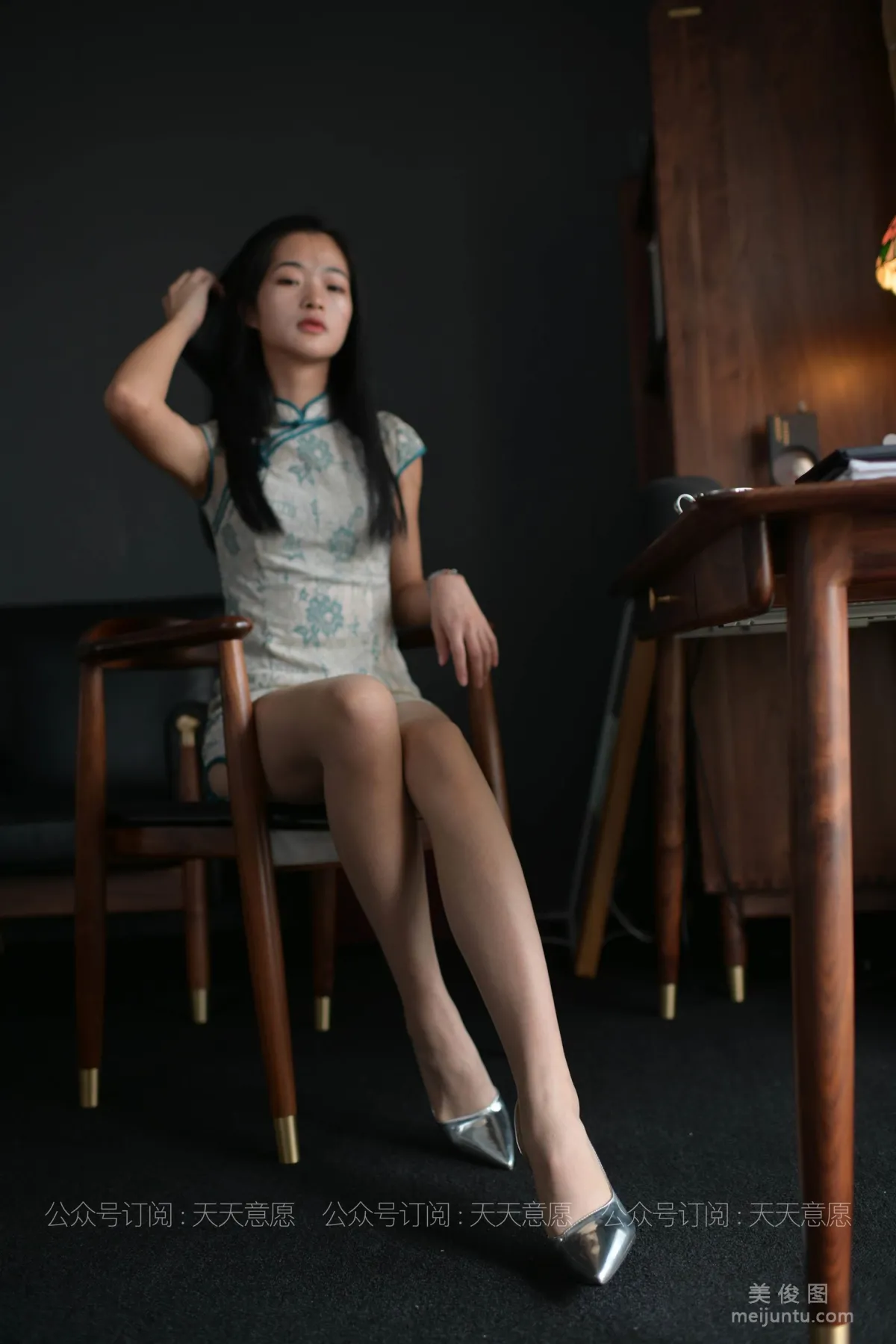 [IESS] 丝享家788： 宁宁《爱看书的旗袍美女》19