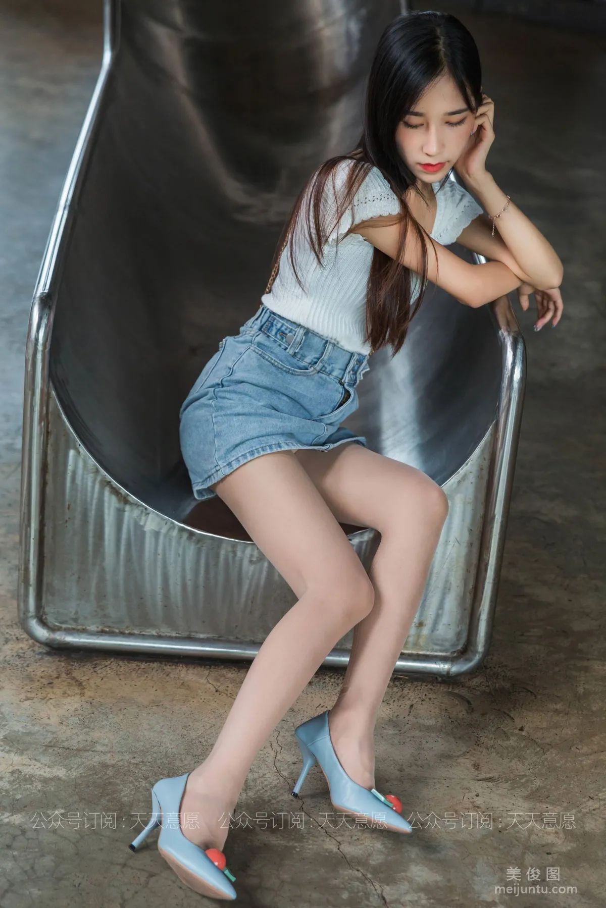 [IESS] Silk Enjoyer 792: Mei Zi Playing on the Slide photo 90
