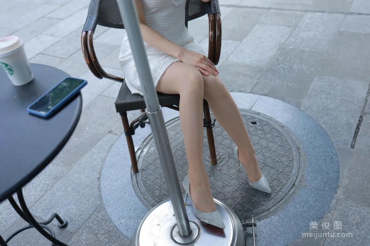 [IESS] Silk Enjoyer 814: Xiao Jie, Sheer Stockings and White Dress Pretty Lady photo 43