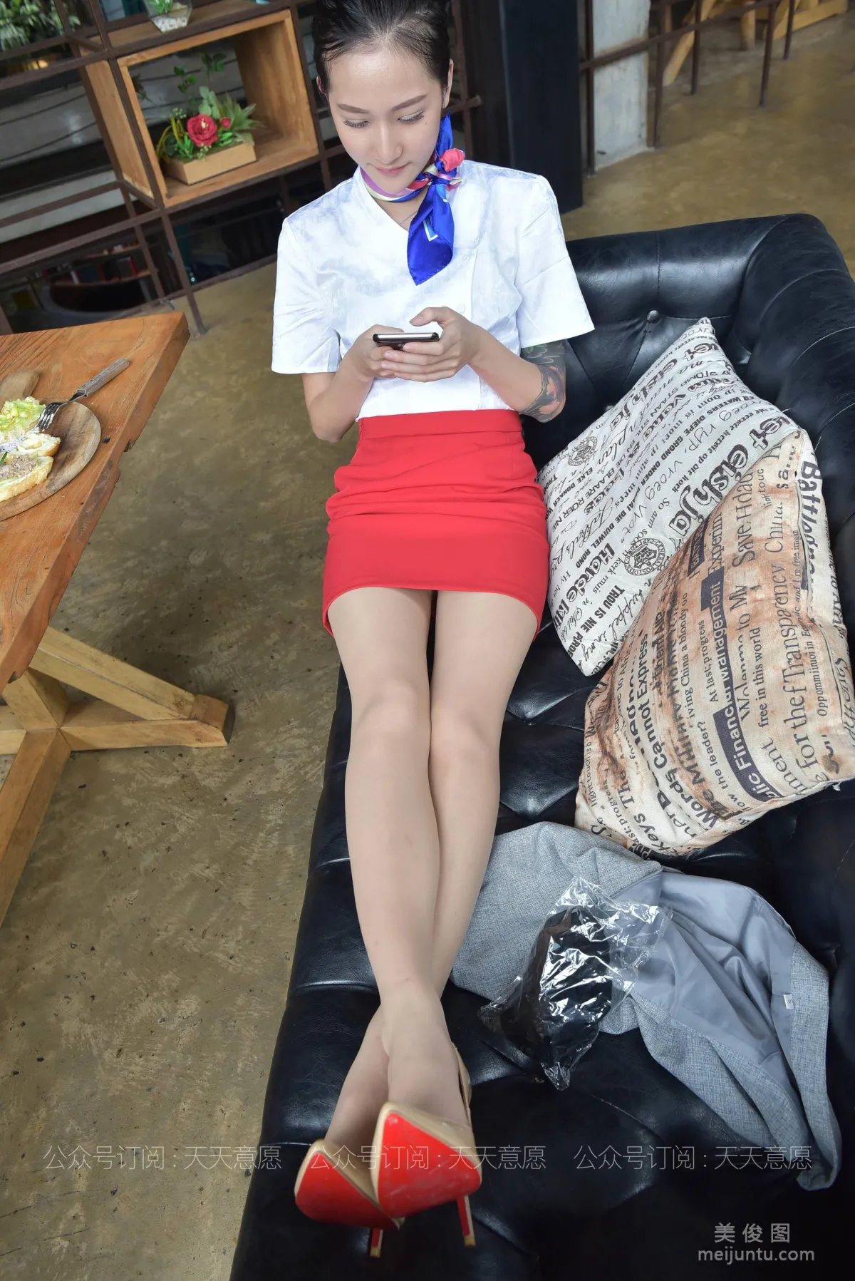 [IESS] Silk Enjoyer 803: Xiao Xiao, Red Dress Professional Attire Display photo 8