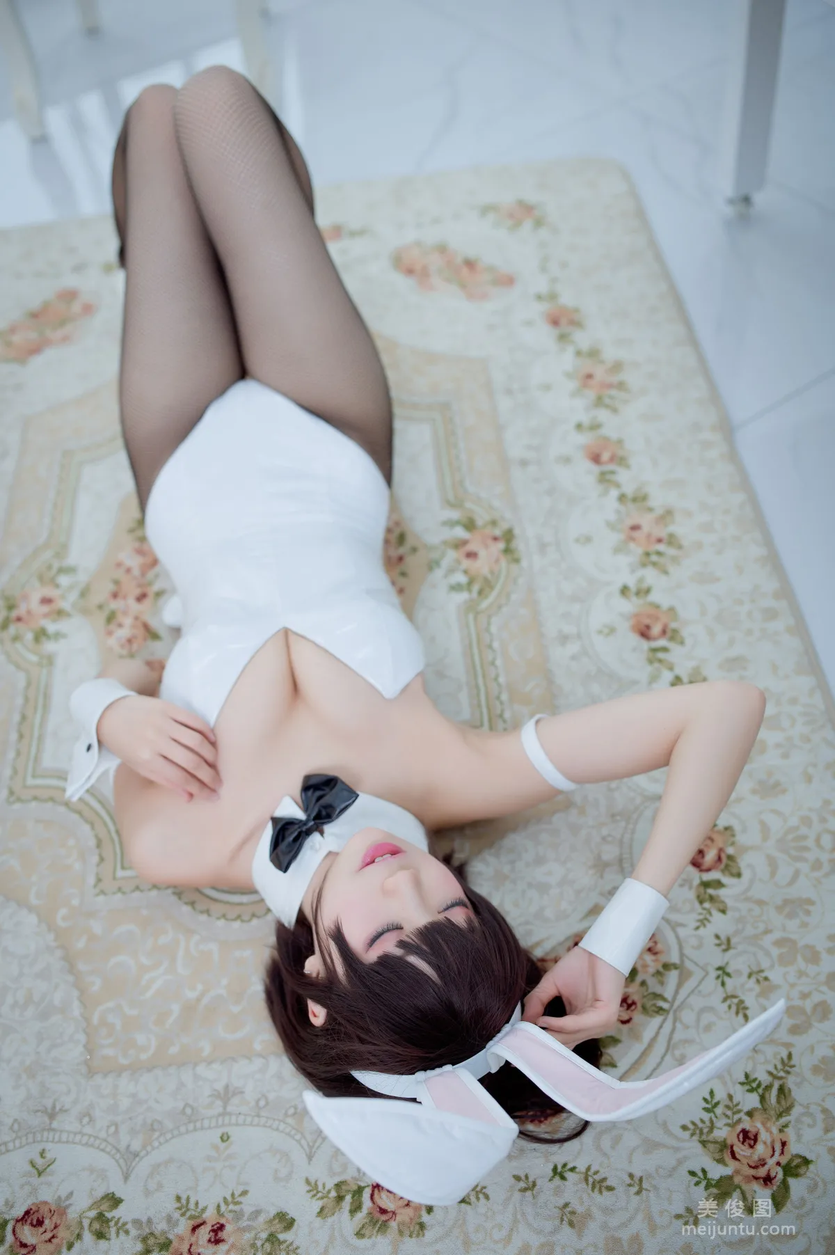 [COS] Zhouji Shike Aitu Tu - Kato Megumi Bunny Girl photo 32