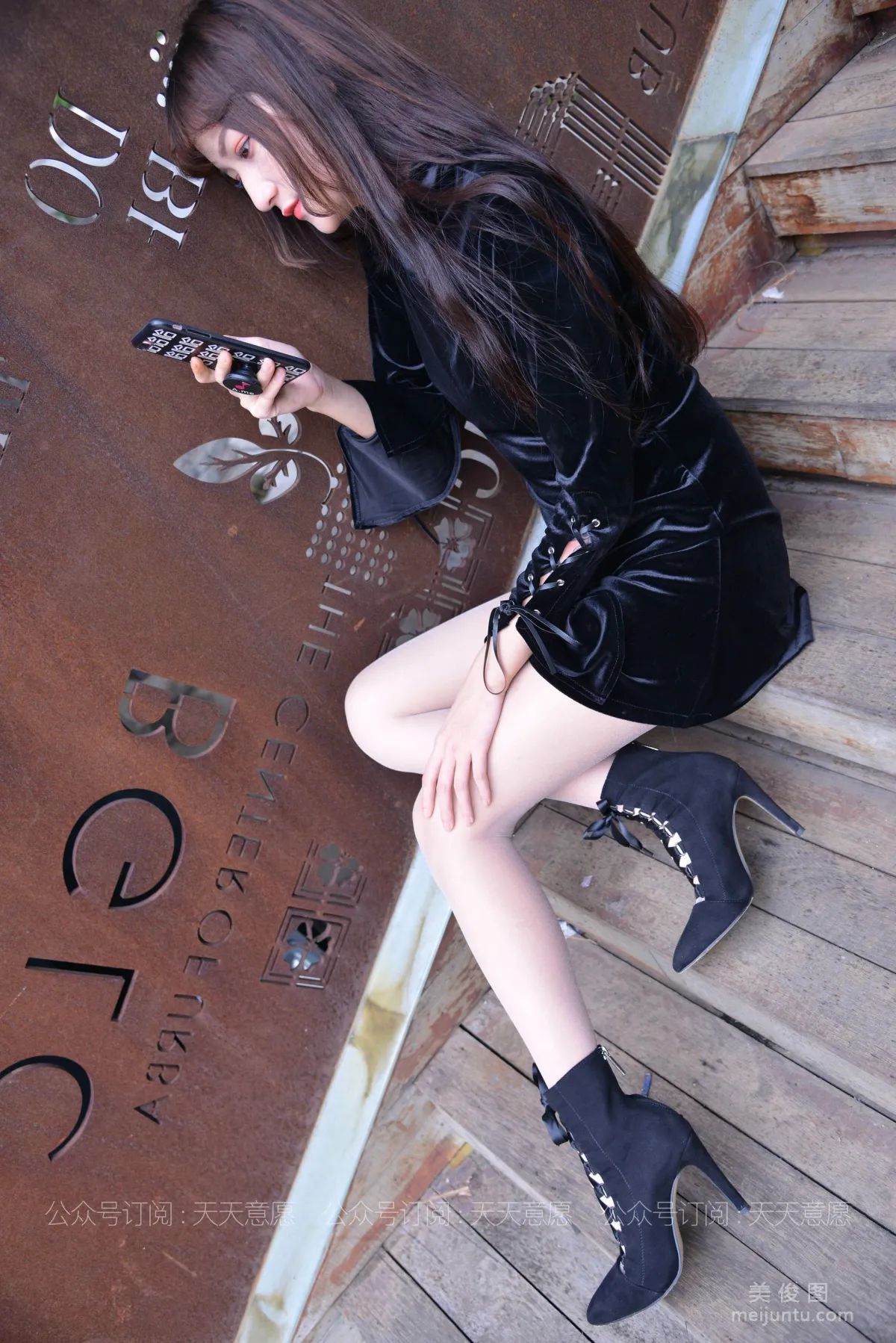 [IESS] Silk Enjoyer 793: Xiao Xiao, Black Lace-Up on the Stairs photo 14