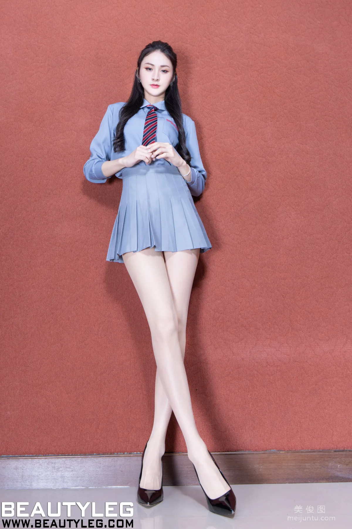 [Beautyleg] No.2087 腿模Lola - 丝袜美腿写真3