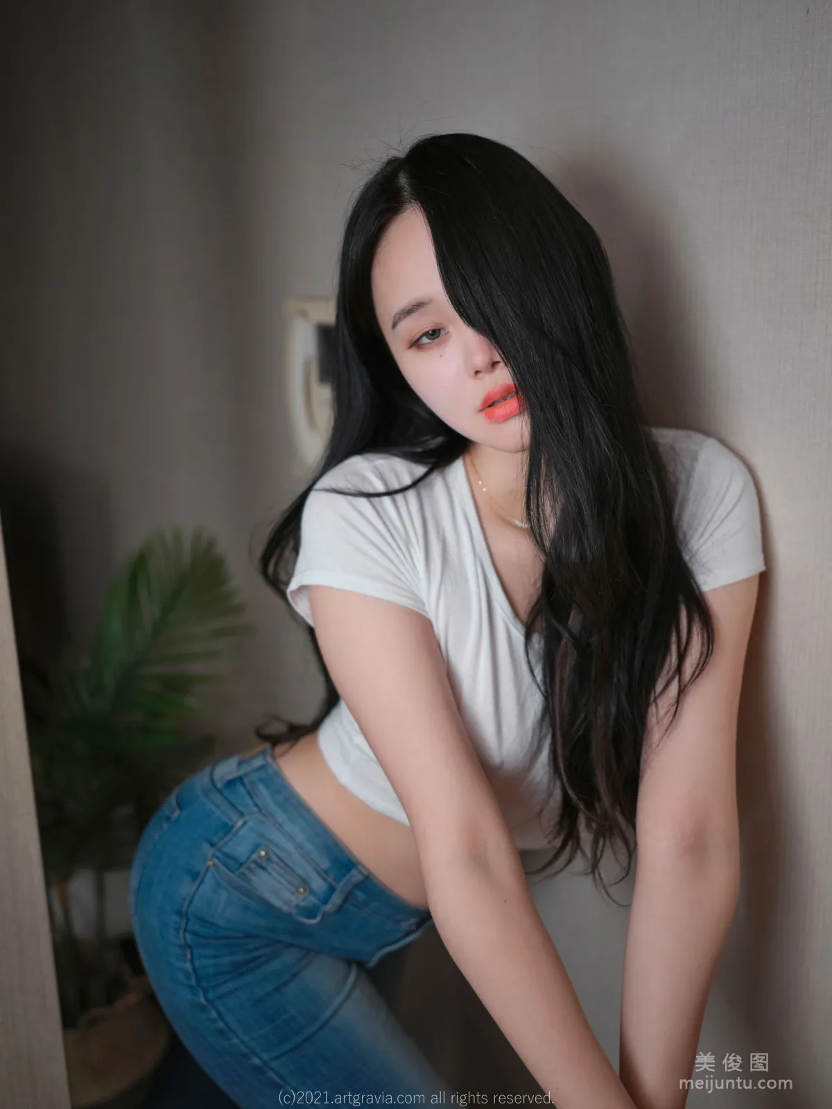 [ARTGRAVIA] VOL.244 Inah, Temptation of Tight Jeans photo 13