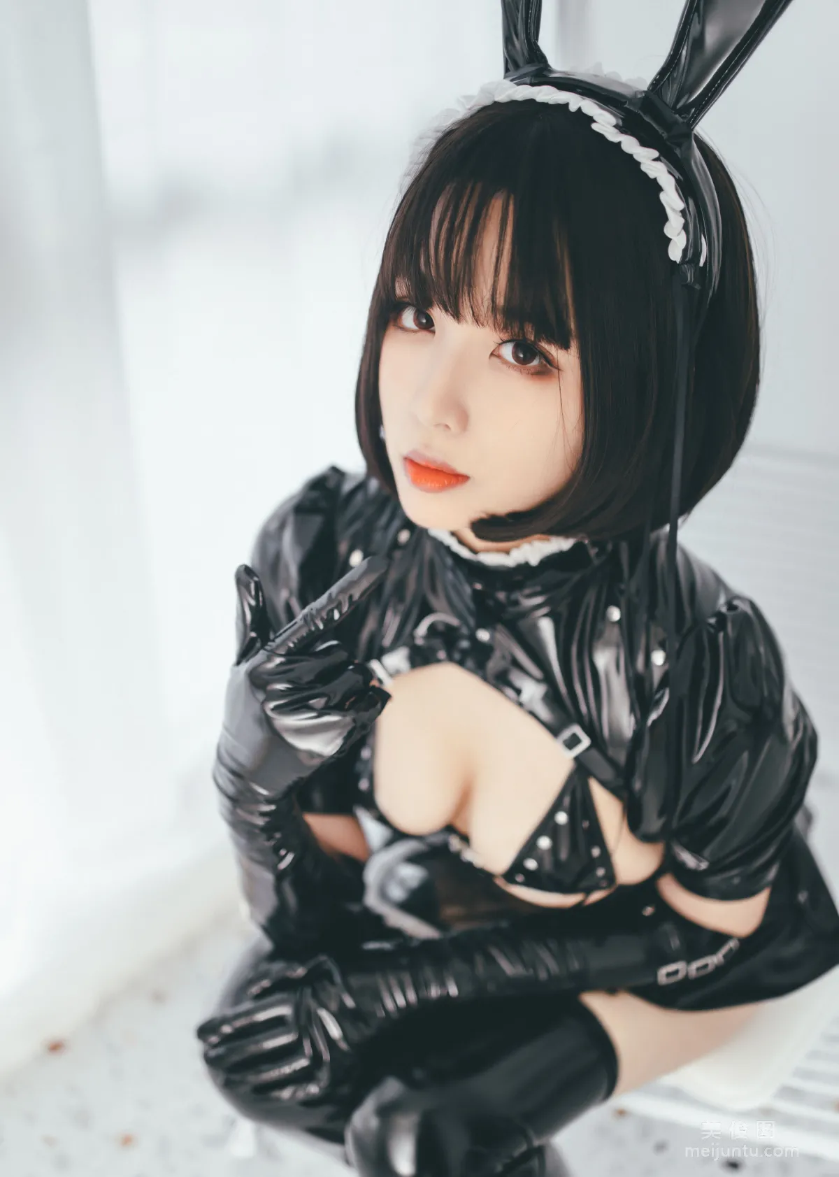 [COS Fan Service] Xuanxiao Xuejie - Bunny Girl Maid Photo Set photo 50