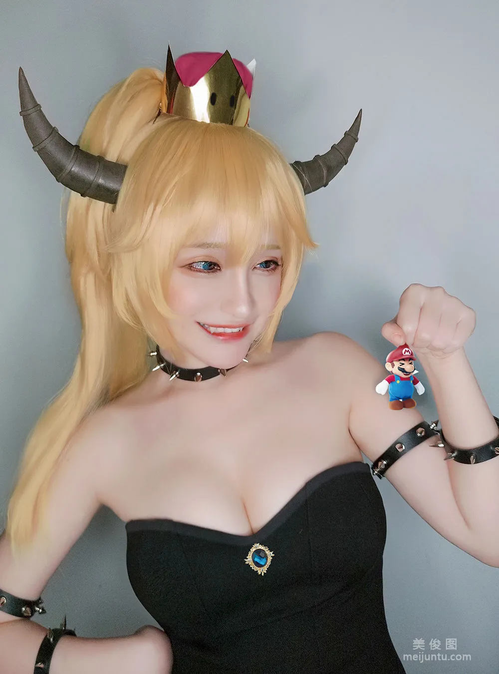Qianye Weilai (Senya Miku) - Bowsette Photo Set photo 3