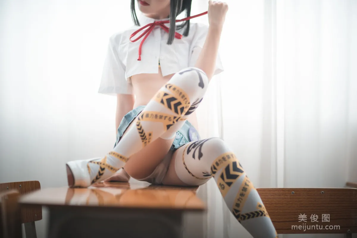 Cute Popular Coser Mianbing Xianer, Short School Uniform and Tape Photo Set photo 7