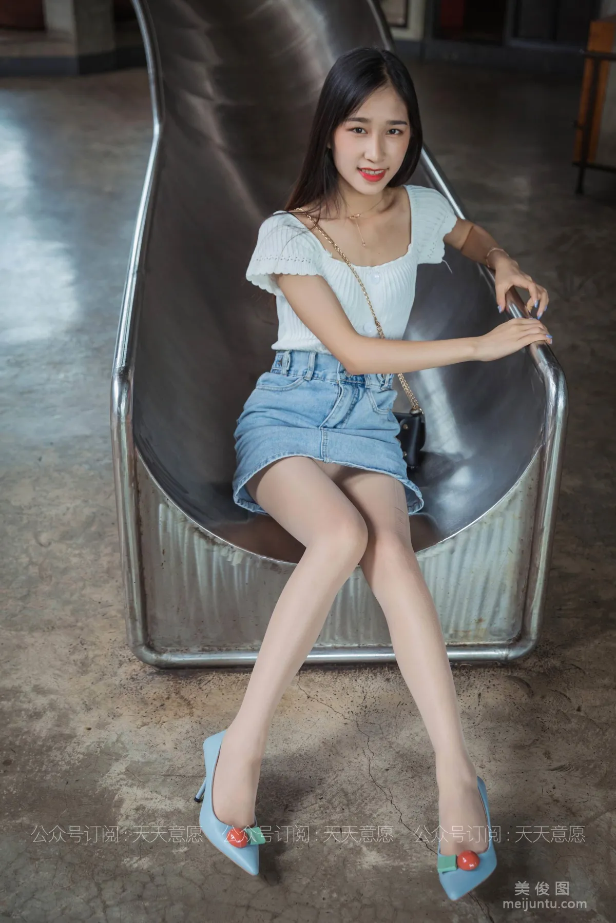 [IESS] Silk Enjoyer 792: Mei Zi Playing on the Slide photo 23