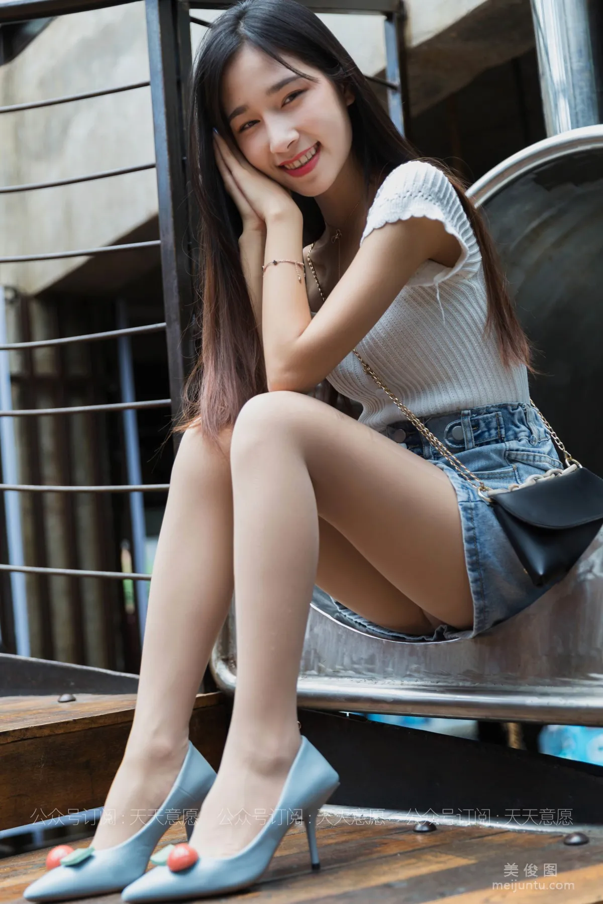 [IESS] Silk Enjoyer 792: Mei Zi Playing on the Slide photo 11