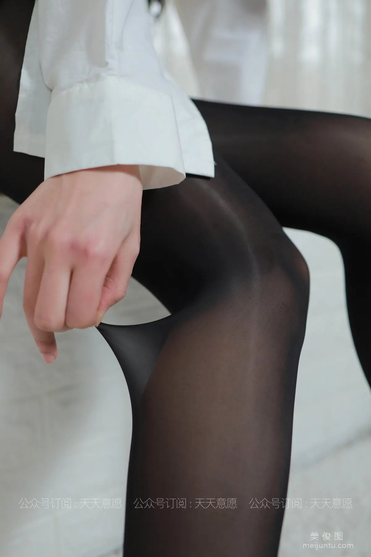 [IESS] 絲享家789： 肉肉《會發光的黑》 20