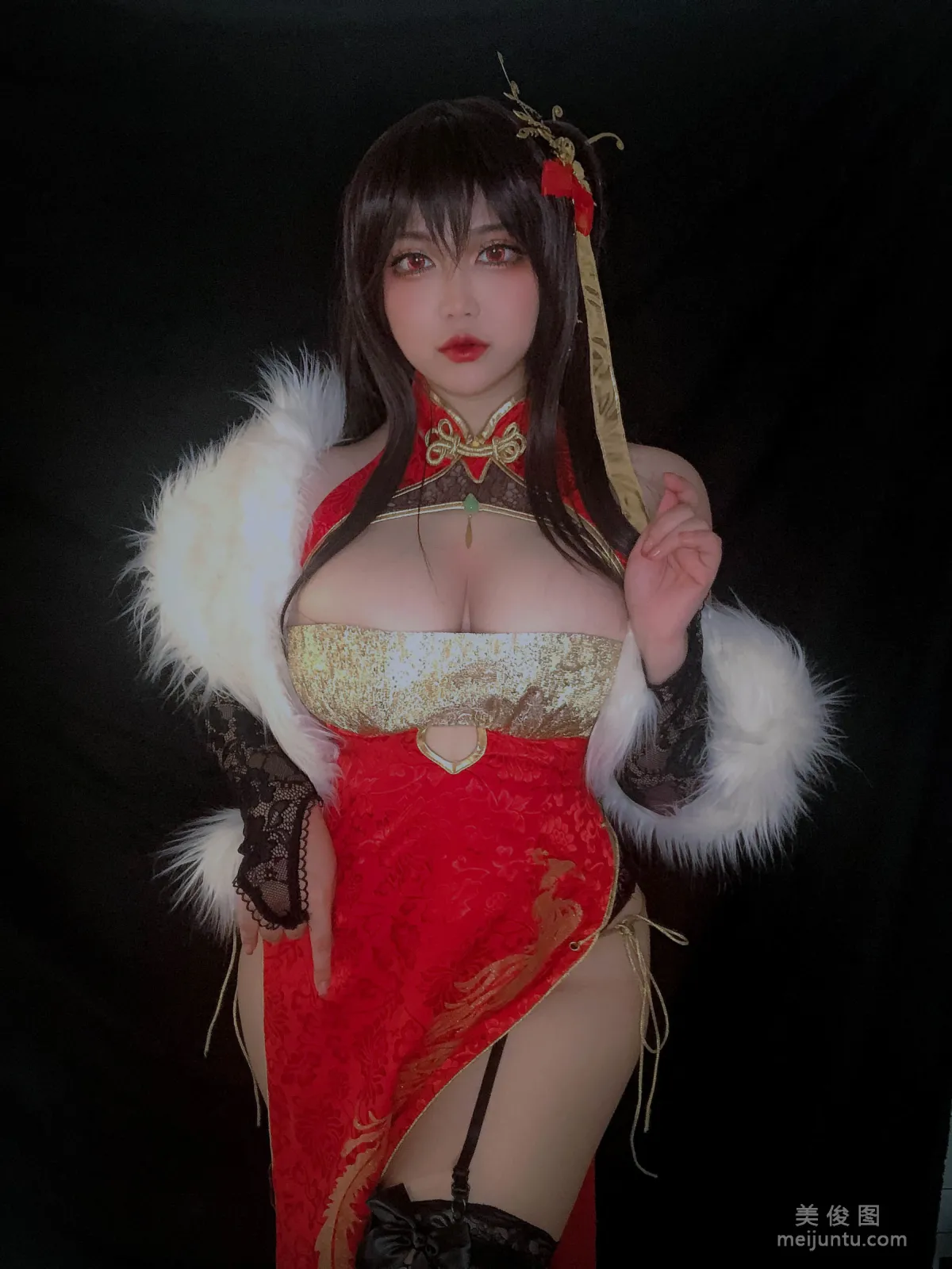 [Cosplay] Jiangjiao Nizuo Ren - Taihou Photo Set photo 1