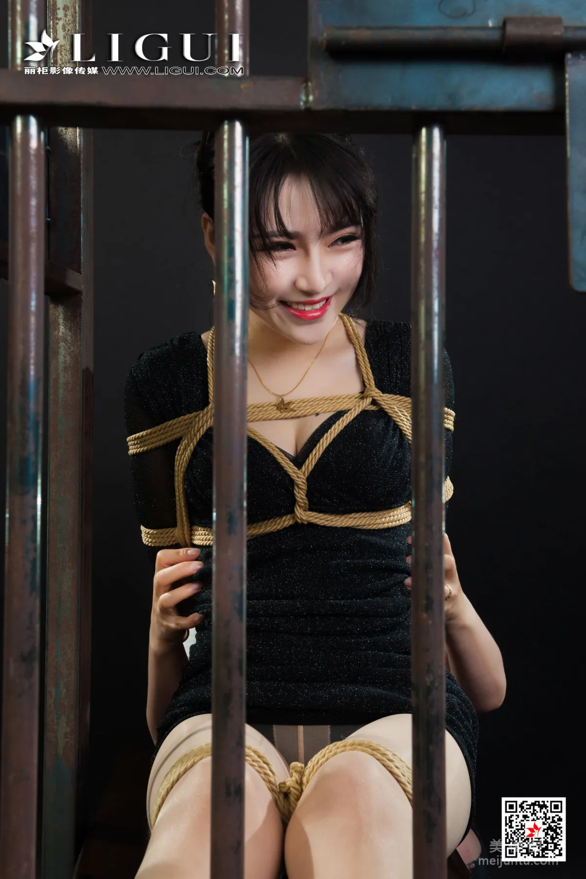 [Ligui] Internet Beauty Model Xiao Qi 'Abusive Love TK' photo 5