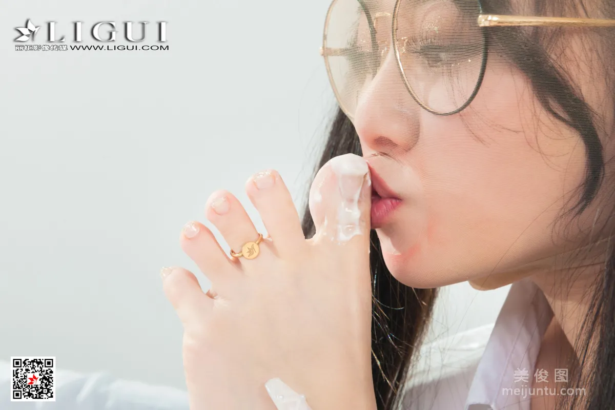 [麗櫃Ligui] 網絡麗人 Model 小熊 《奶蕉絲顔》 61