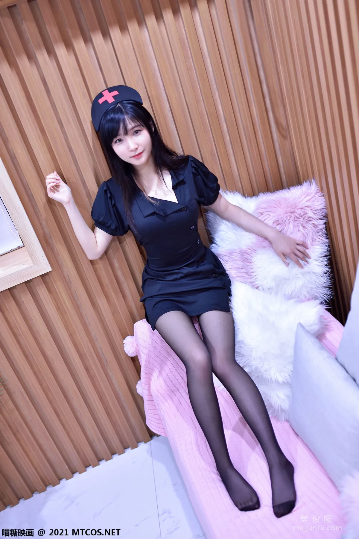 [喵糖映畫] VOL.440 俏皮制服 套圖 19