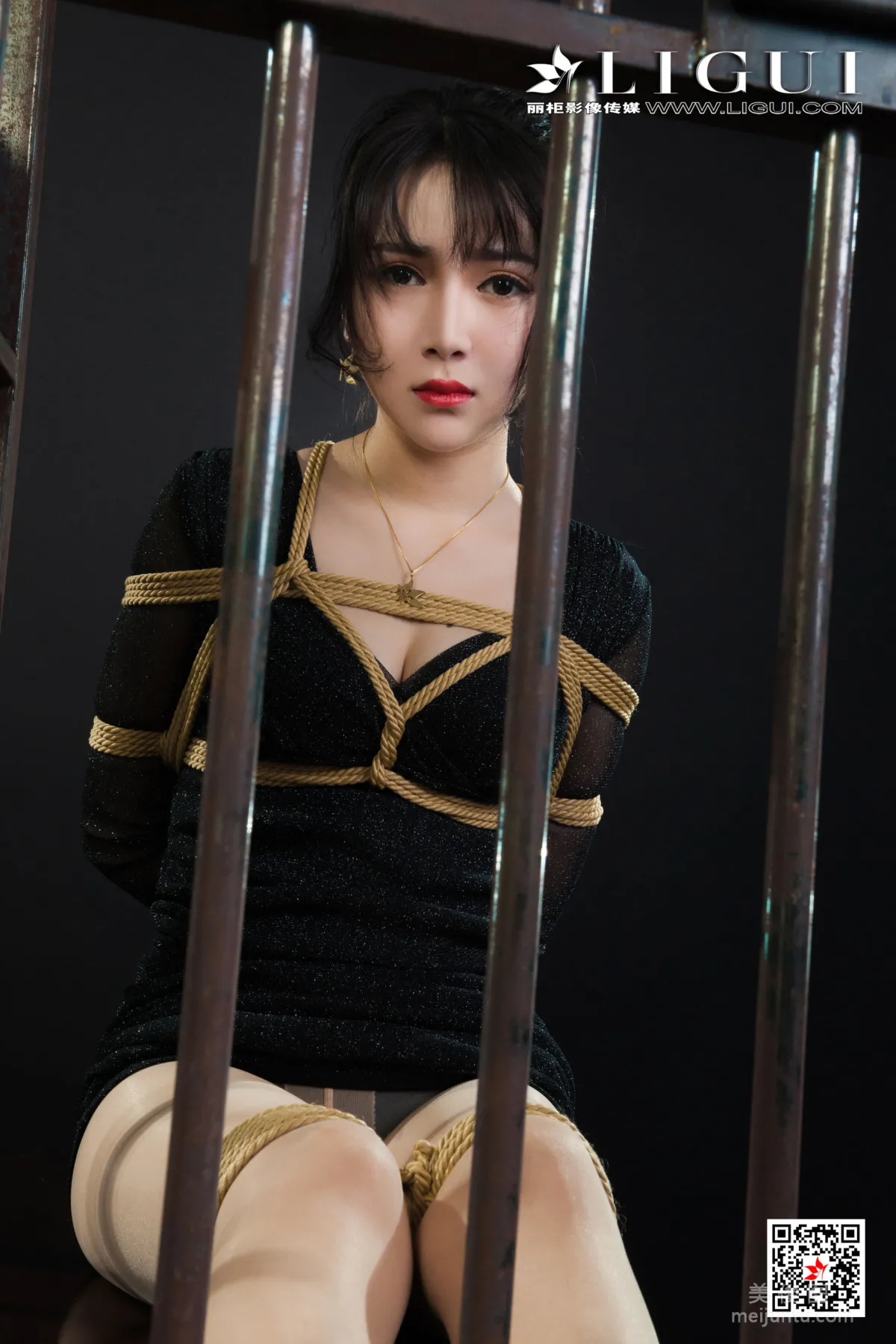 [Ligui] Internet Beauty Model Xiao Qi 'Abusive Love TK' photo 2