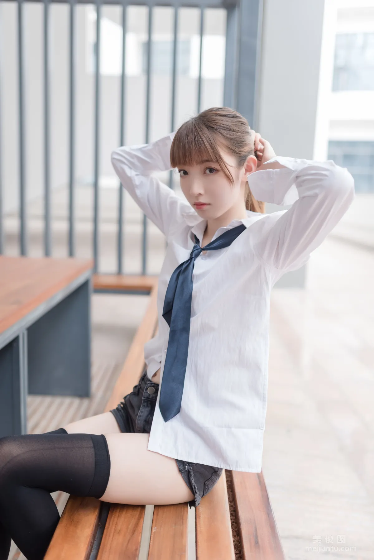 [喵糖映画] VOL.431 热裤女孩 套图43