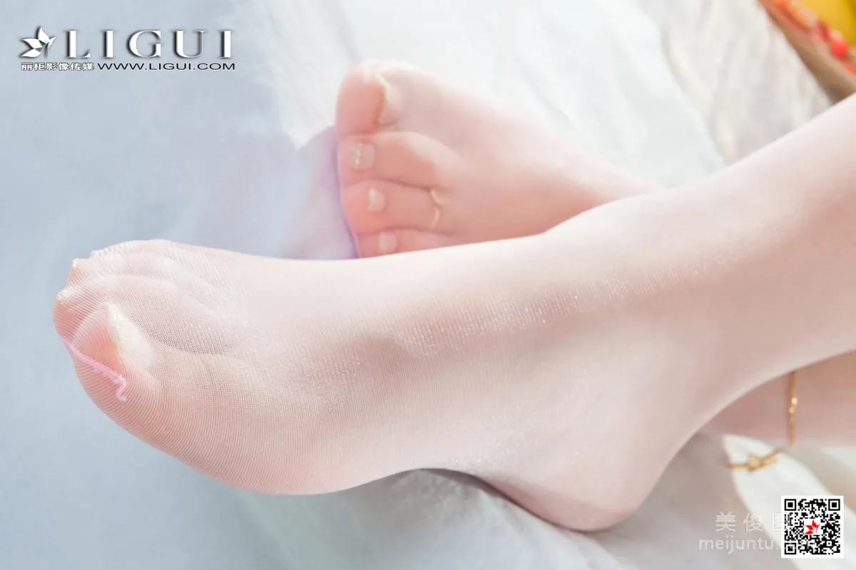 [麗櫃Ligui] 網絡麗人 Model 小熊 《奶蕉絲顔》 26