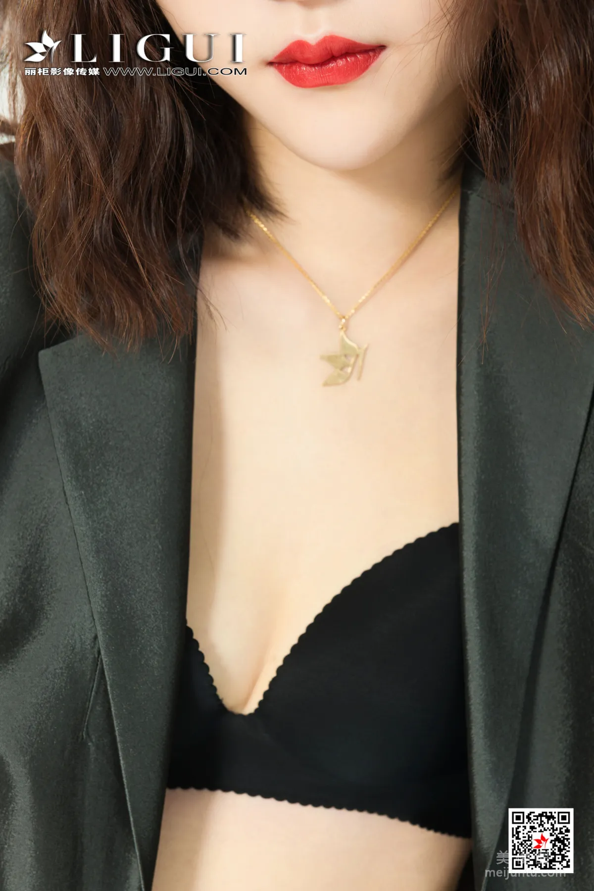 [Ligui] Web Beauty Model Zhi Zhi You in the Workplace photo 6