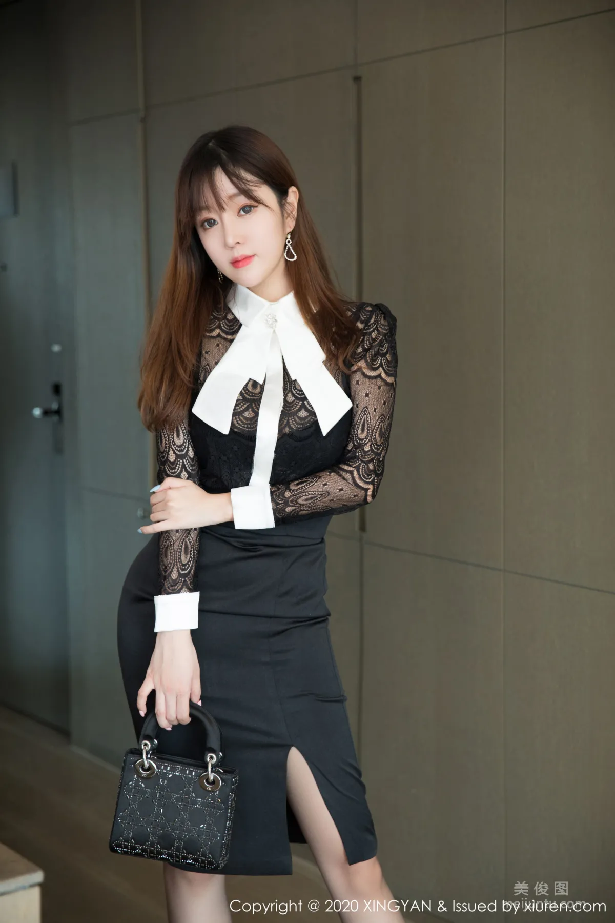 [XingYan] Vol.134 Wang Yuchun - The Charm Radiated by Black Lingerie photo 8