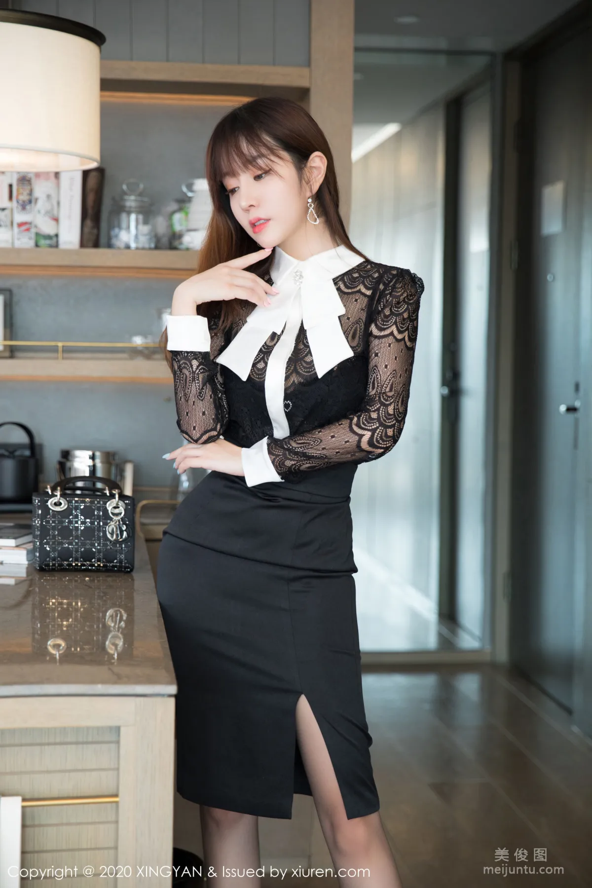 [XingYan] Vol.134 Wang Yuchun - The Charm Radiated by Black Lingerie photo 11