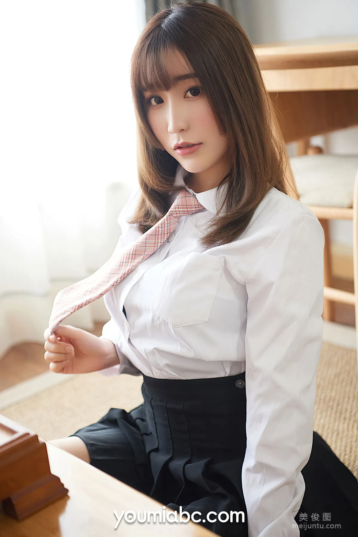 Fei Yueying: YouMi photo 9