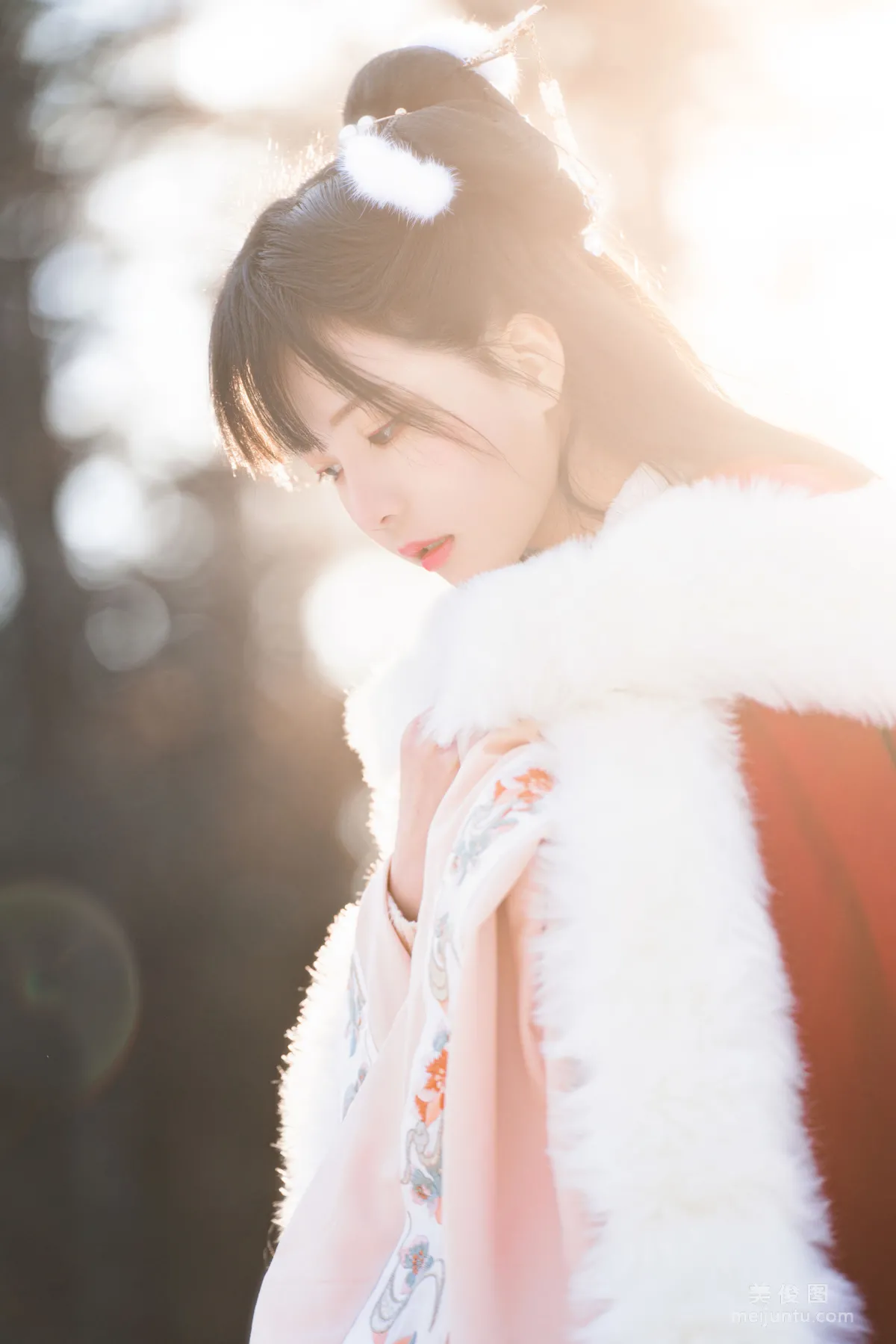 [COS Bonus] Ying Taomiao, First Light Photo Set photo 15