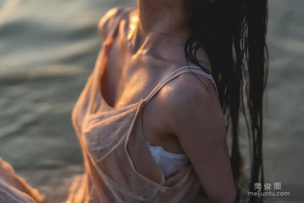 Ying Taomiao: Web Idols photo 11