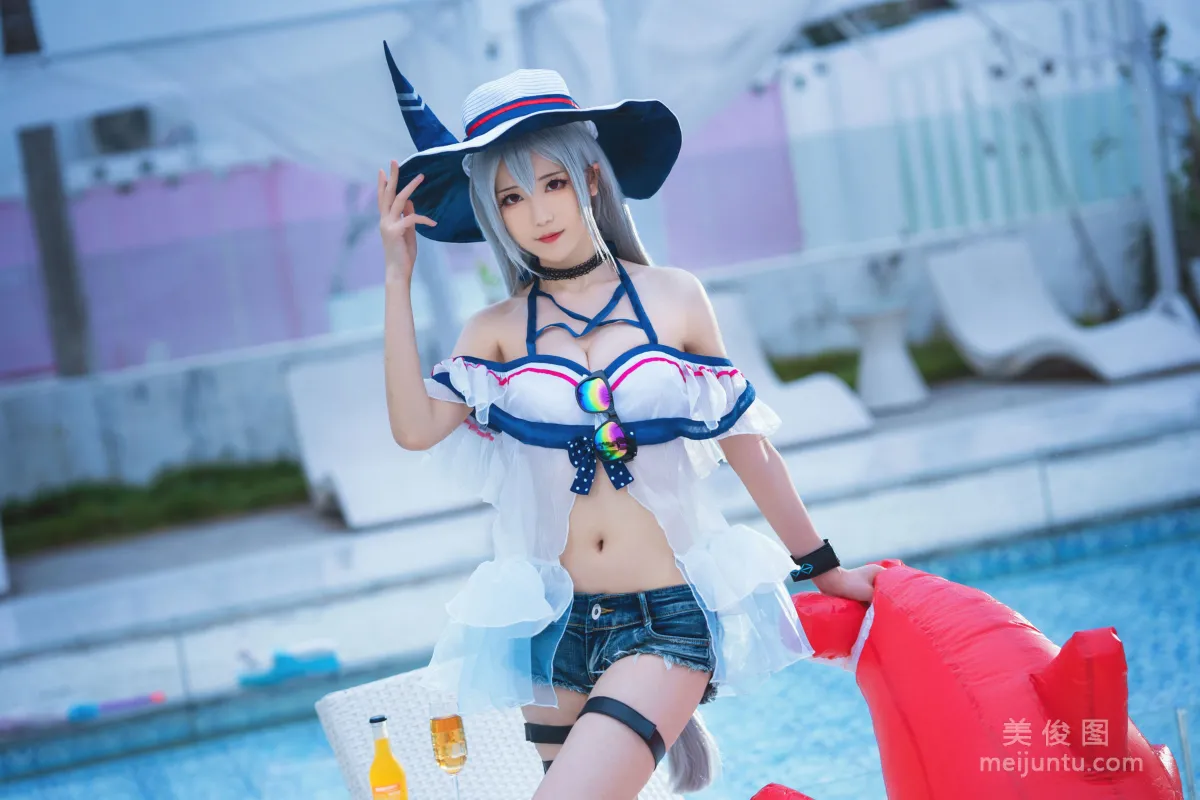 Girl Miyinyin ww, Arknights Skadi Swimsuit Photo Set photo 22