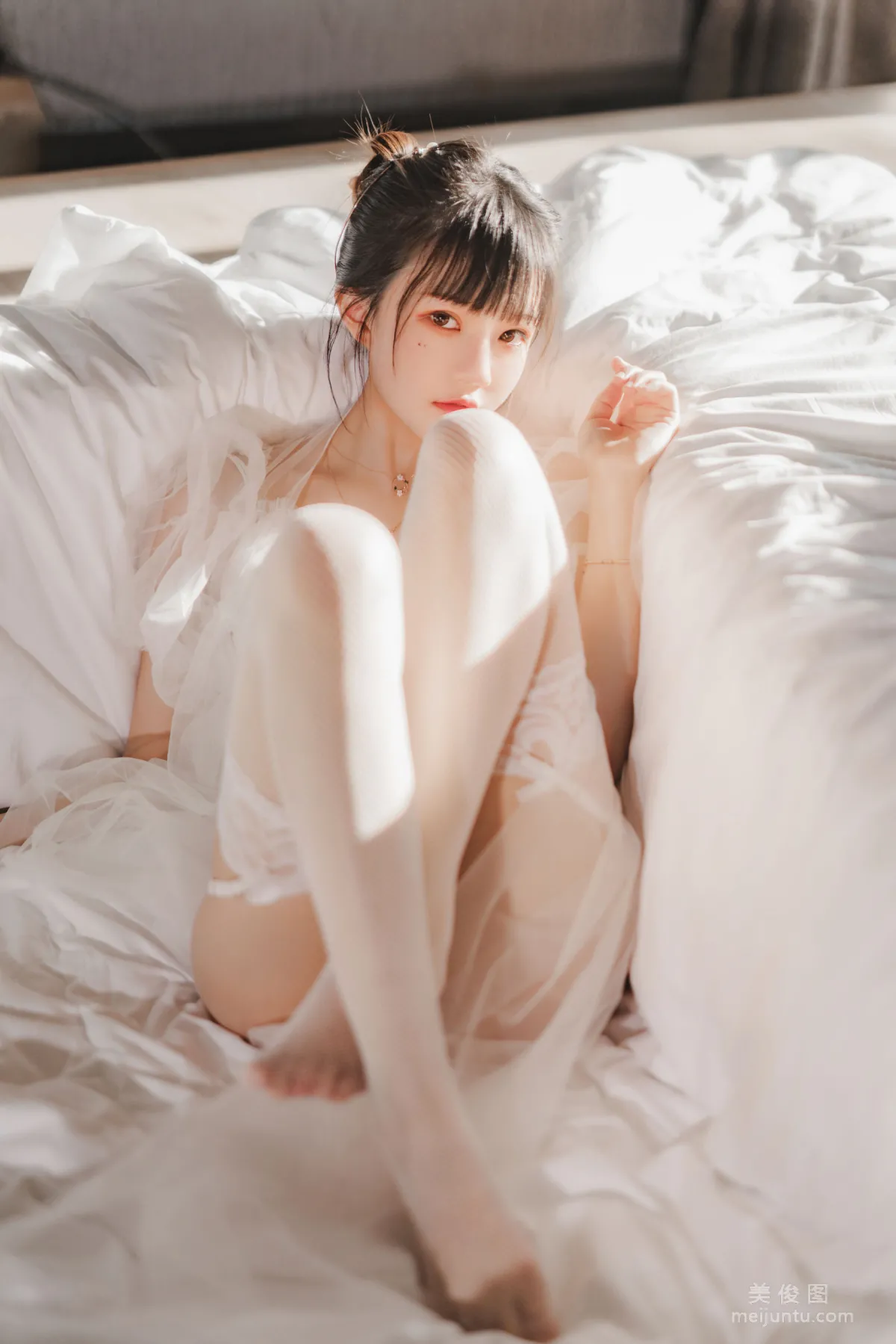 Ying Taomiao: Web Idols photo 20