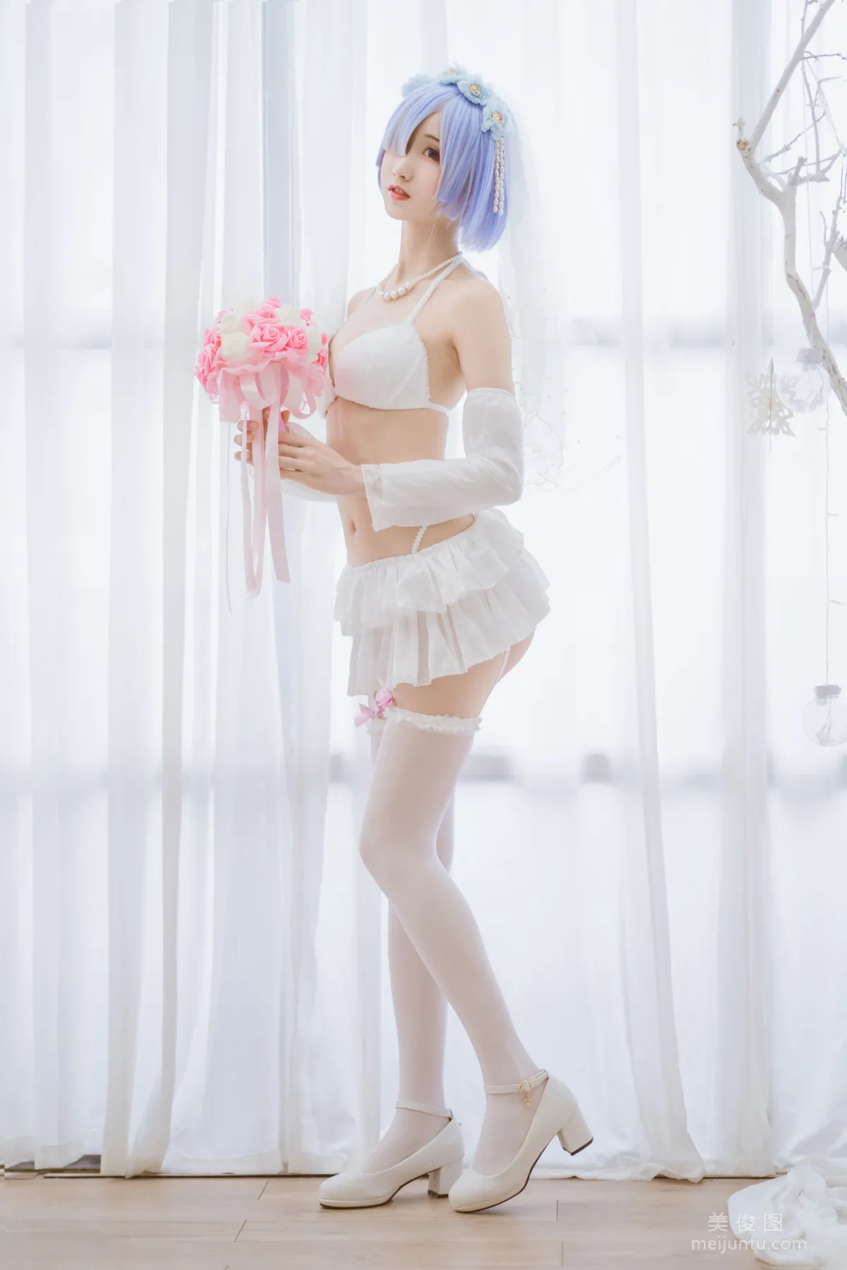 [COS Bonus] Mu Mianmian OwO - Rem Wedding Dress Photo Set photo 21