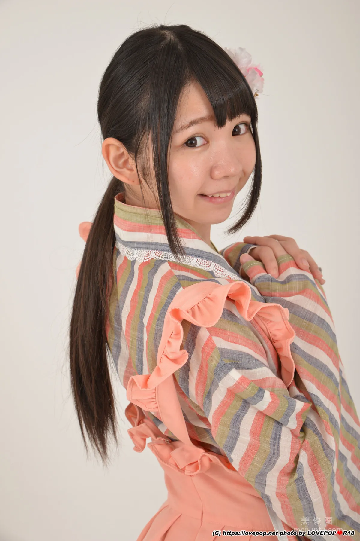 [LOVEPOP] Special Maid Collection - 白井ゆずか Photoset 039