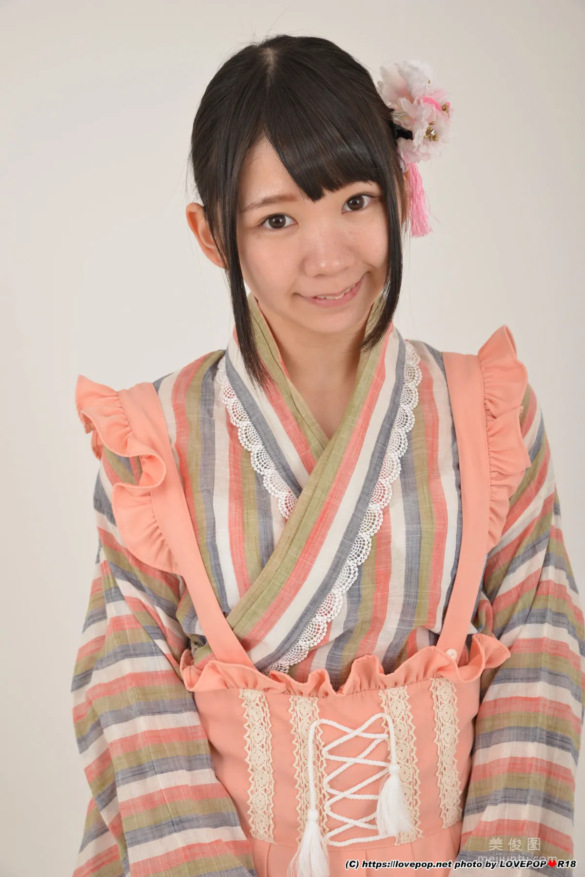 [LOVEPOP] Special Maid Collection - 白井ゆずか Photoset 033