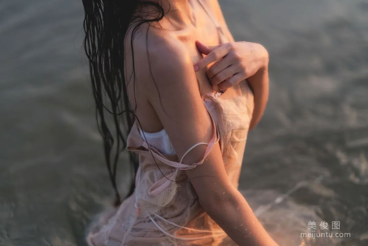 Ying Taomiao: Web Idols photo 26