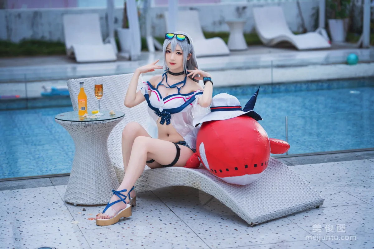 Girl Miyinyin ww, Arknights Skadi Swimsuit Photo Set photo 18