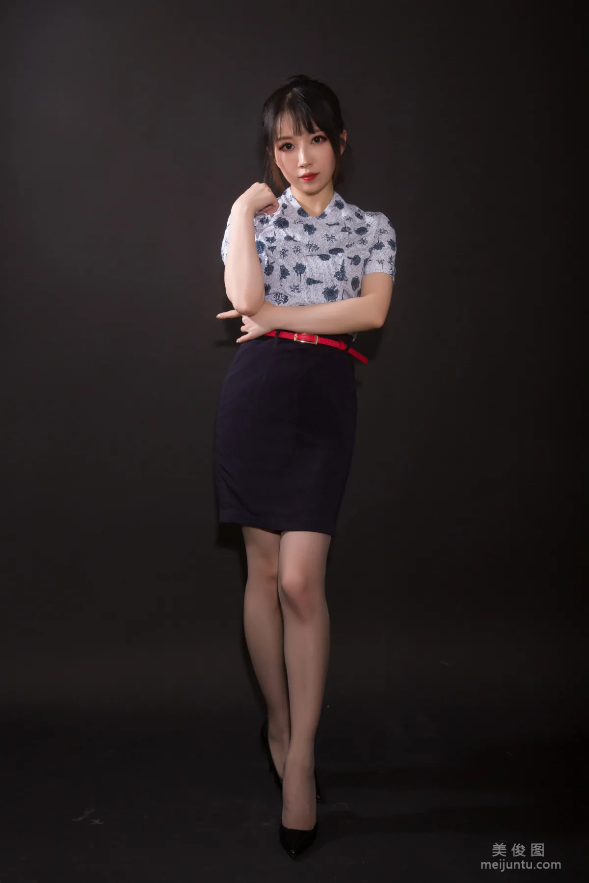 [COS Bonus] Douyu Streamer Xiaonv Wulu Na - China Eastern Studio Shoot photo 21