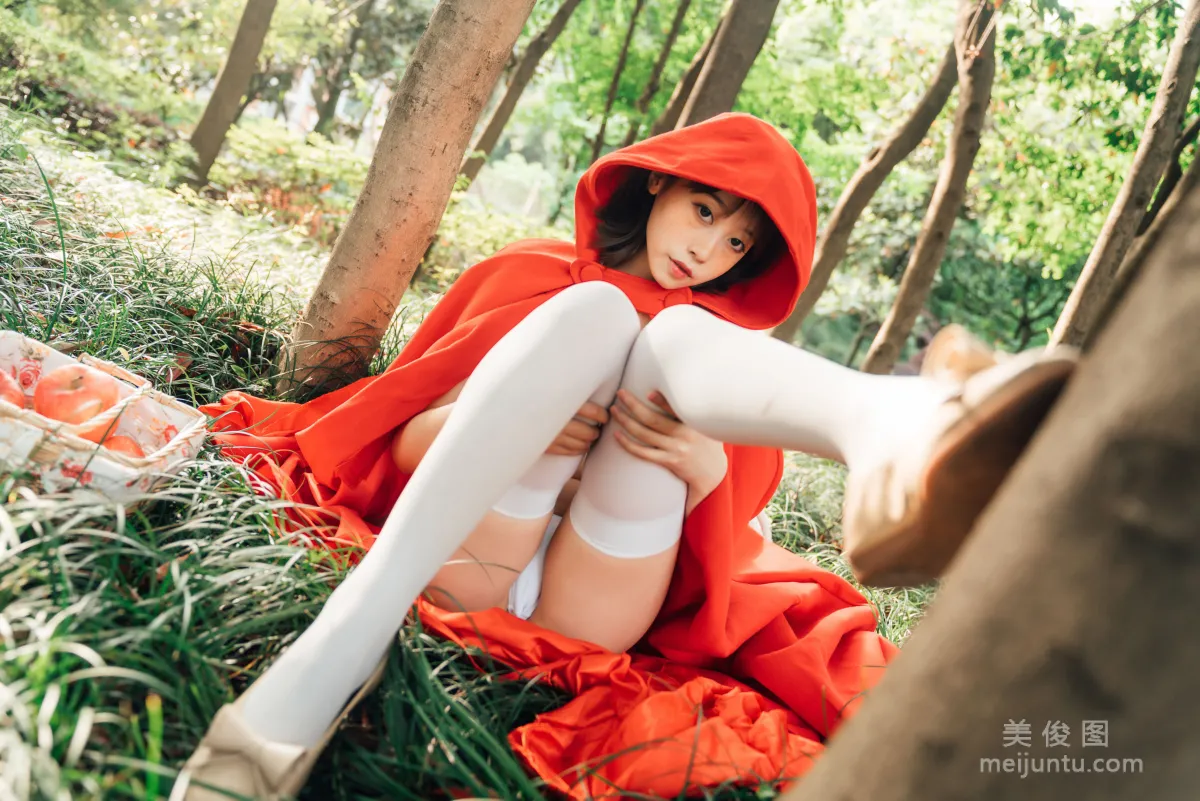 [COS Bonus] Nai Xijiang nice - Little Red Riding Hood Photo Set photo 12