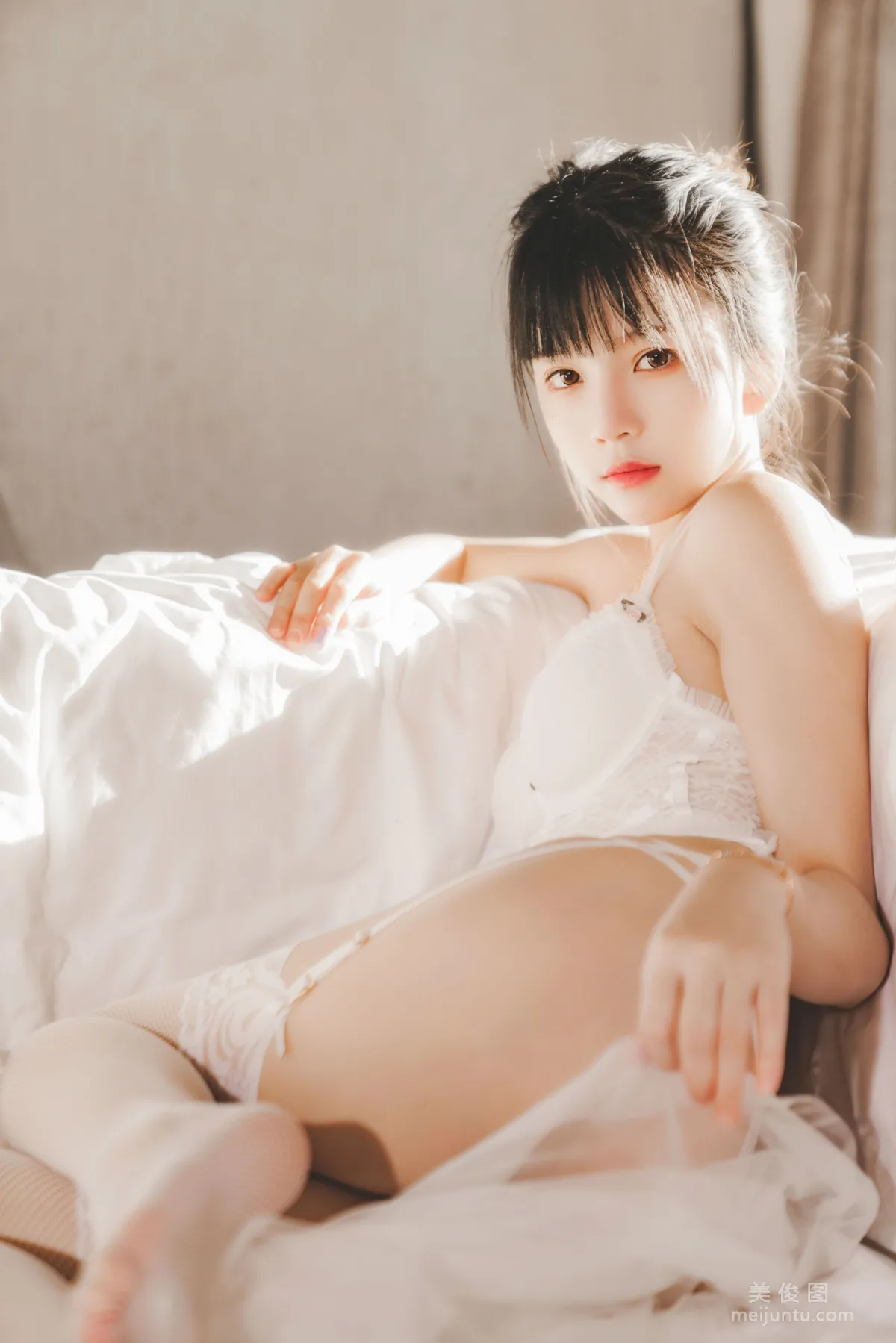 Ying Taomiao: Web Idols photo 24