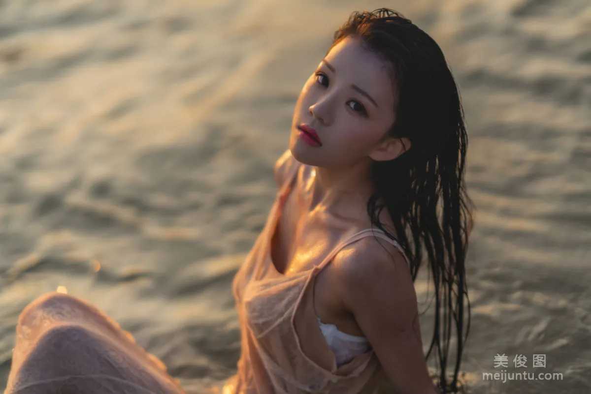 Ying Taomiao: Web Idols photo 12
