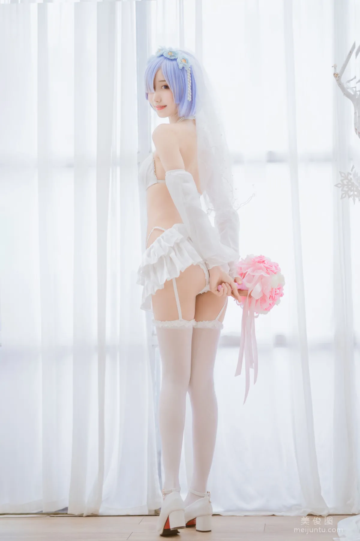 [COS Bonus] Mu Mianmian OwO - Rem Wedding Dress Photo Set photo 22