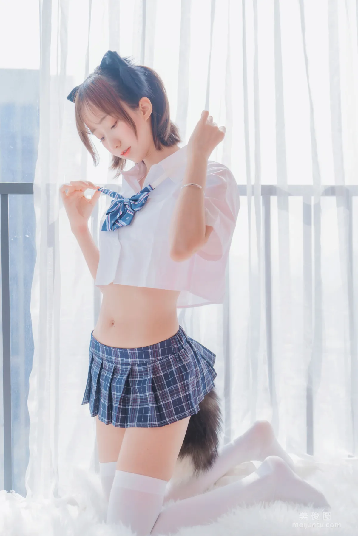 Mu Mianmian: Web Idols photo 19