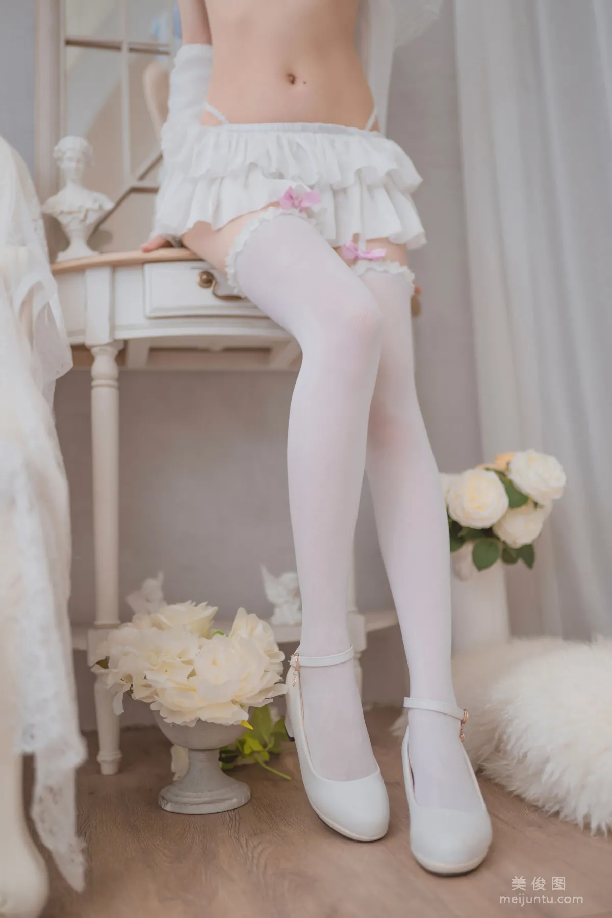 [COS Bonus] Mu Mianmian OwO - Rem Wedding Dress Photo Set photo 11