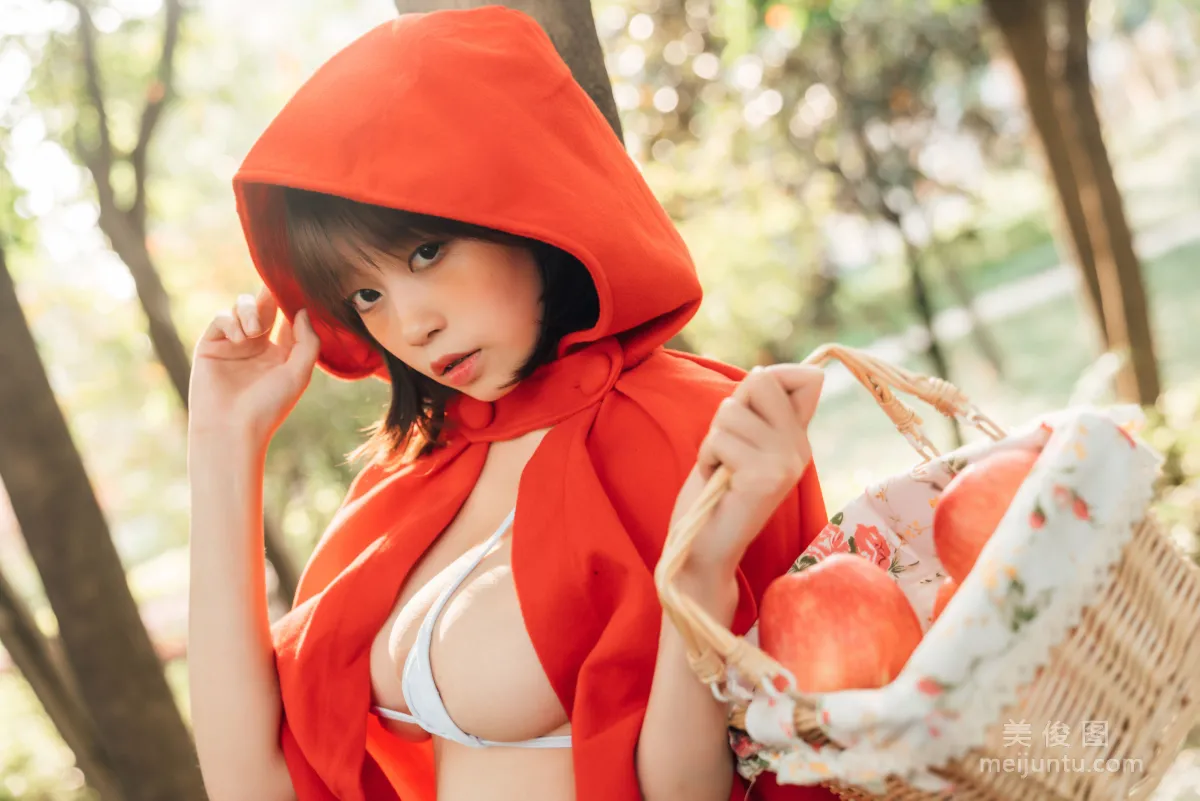 [COS Bonus] Nai Xijiang nice - Little Red Riding Hood Photo Set photo 4