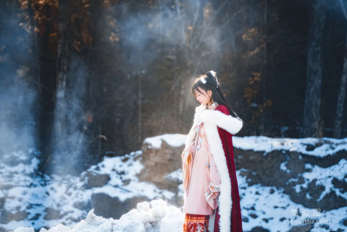[COS Bonus] Ying Taomiao, First Light Photo Set photo 13