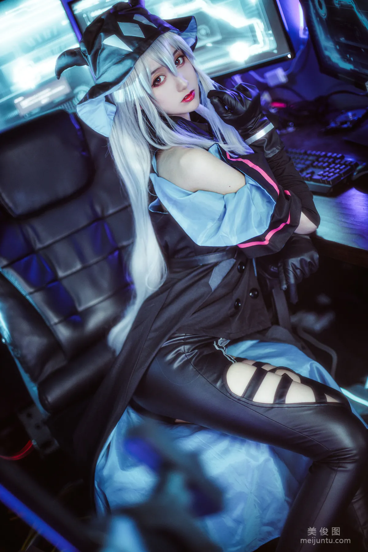 Mu Mianmian: Web Idols photo 9