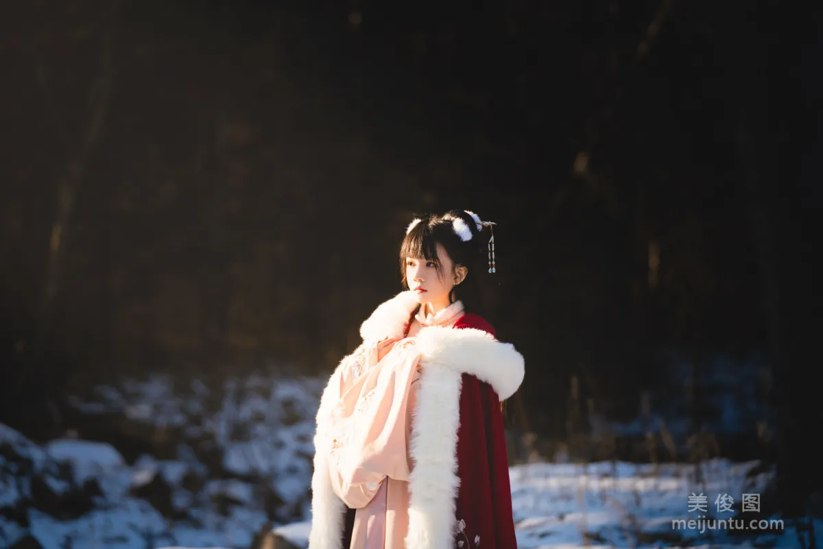 [COS Bonus] Ying Taomiao, First Light Photo Set photo 1