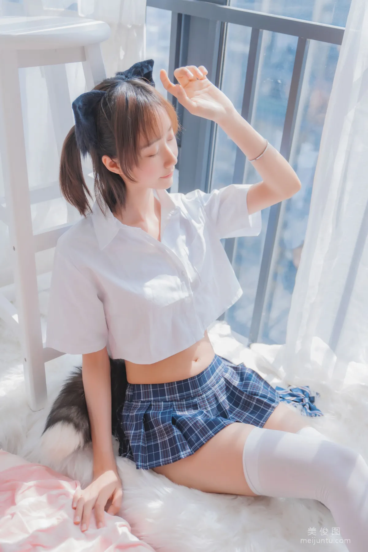 Mu Mianmian: Web Idols photo 28